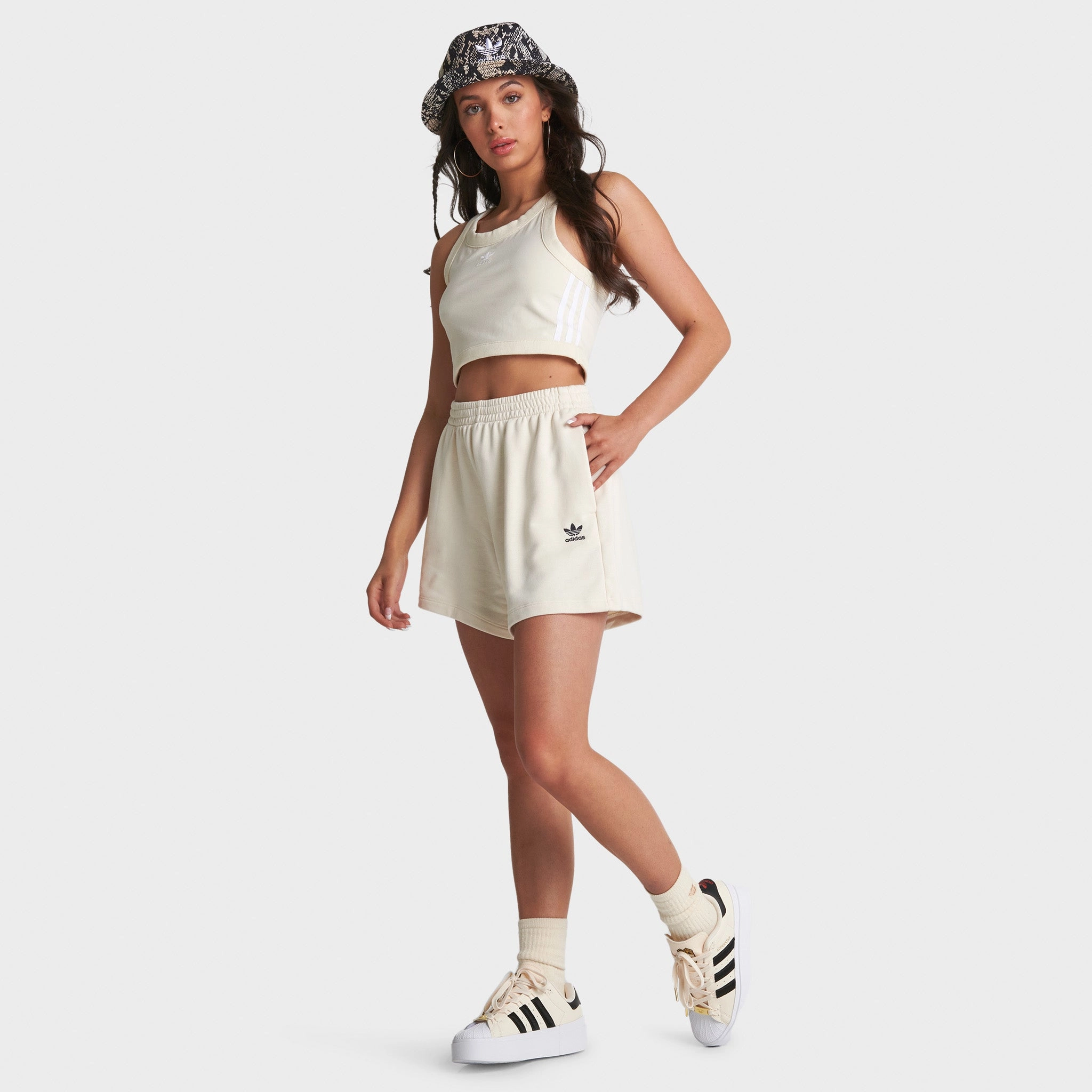 adidas Originals Adicolor Essentials French Terry Shorts / Wonder White