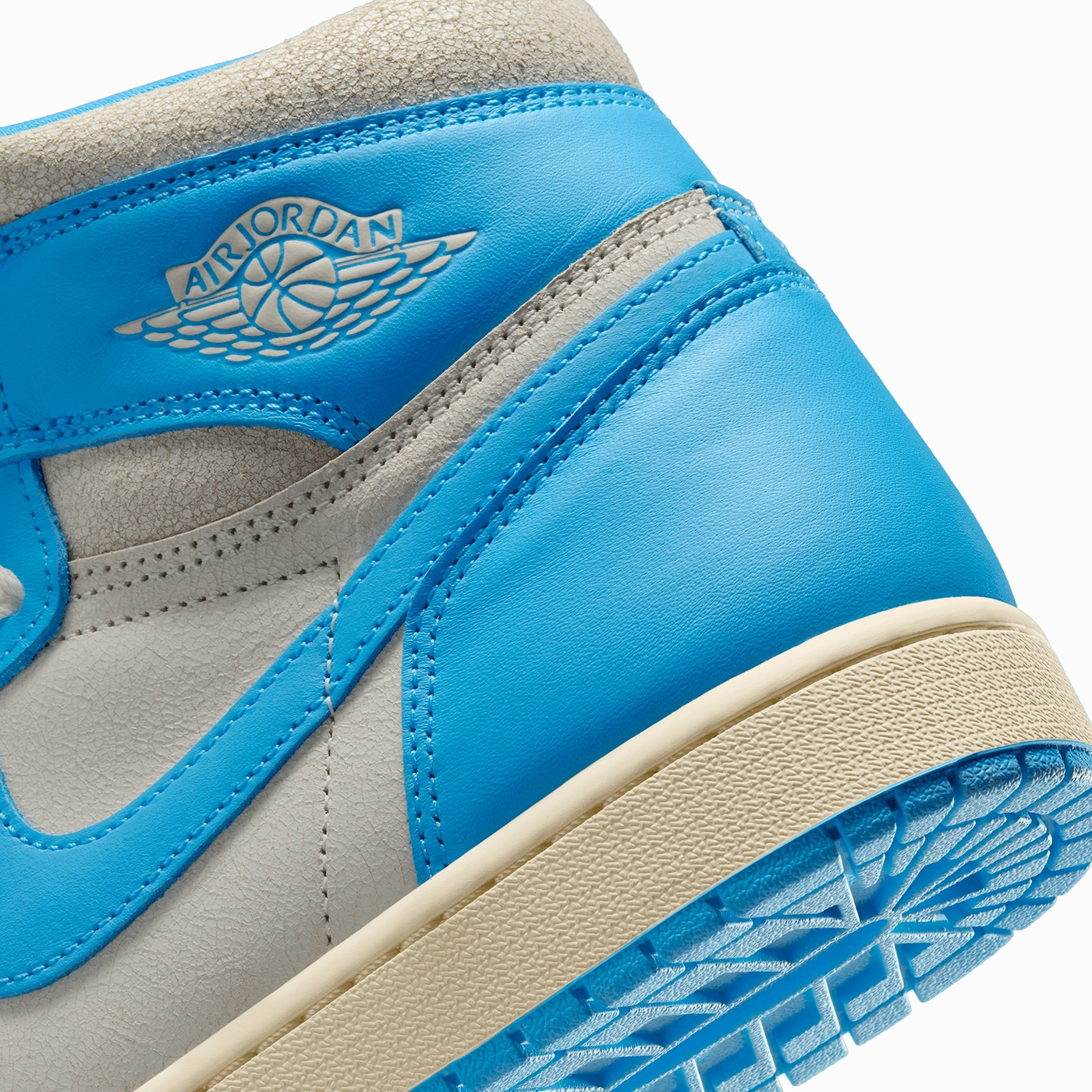 Air Jordan 1 Retro High OG 'UNC Reimagined'