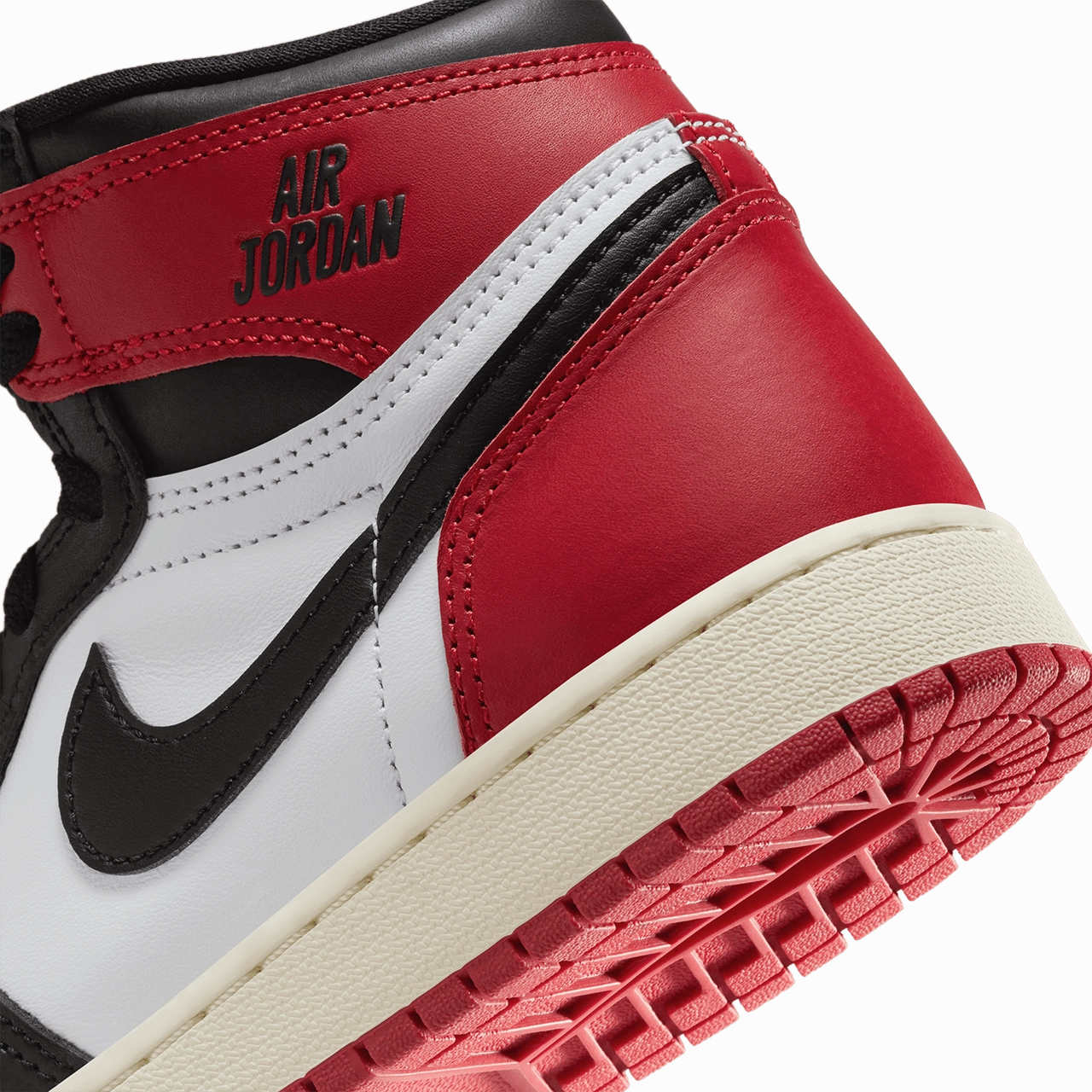 Air Jordan 1 Retro High OG GS 'Black Toe'