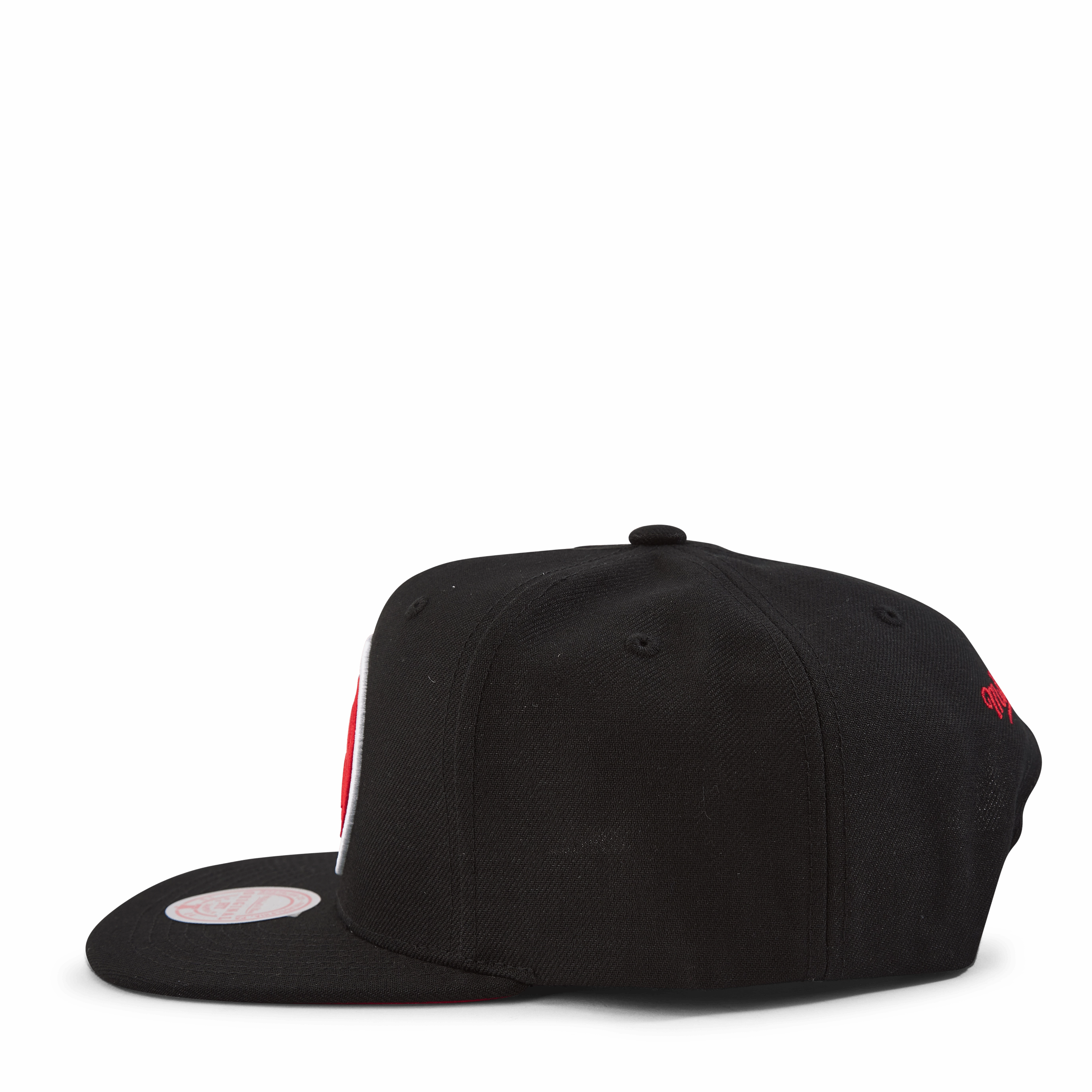 B Snapback