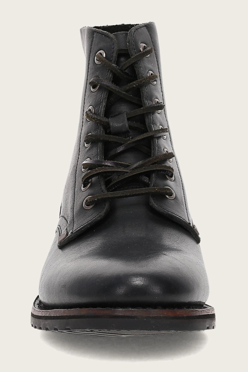 Barrett Lace Up