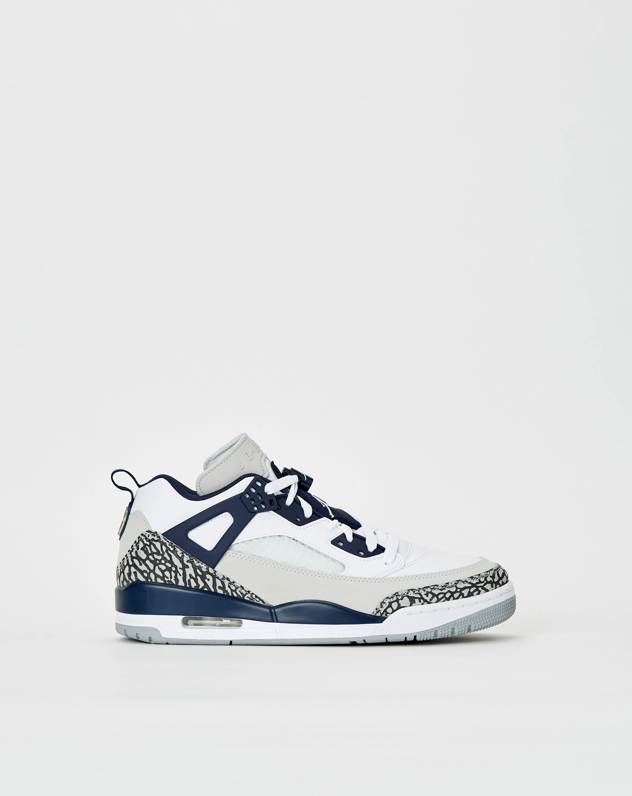 Jordan Spizike Low