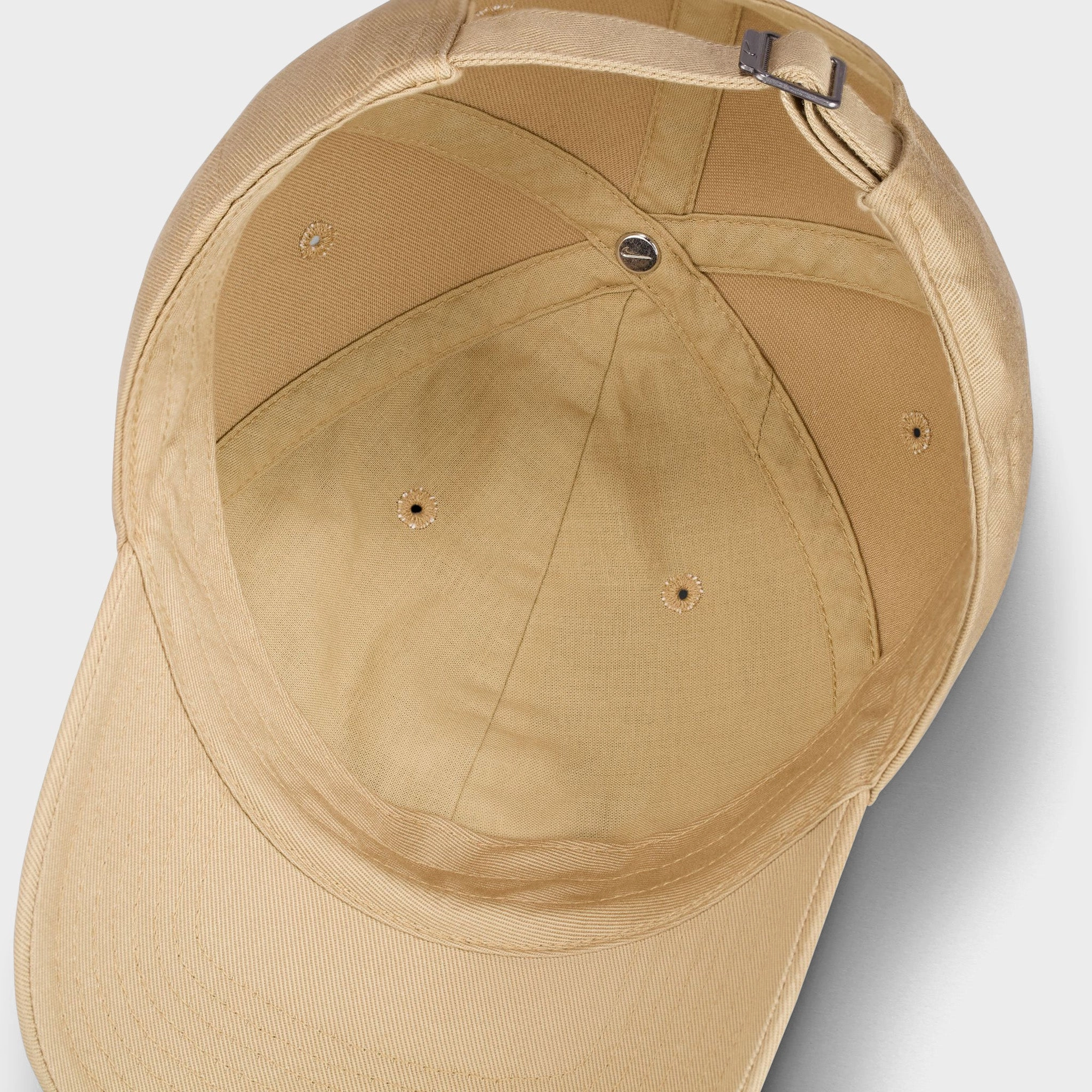 Nike Club Unstructured Futura Wash Cap Beige/ White