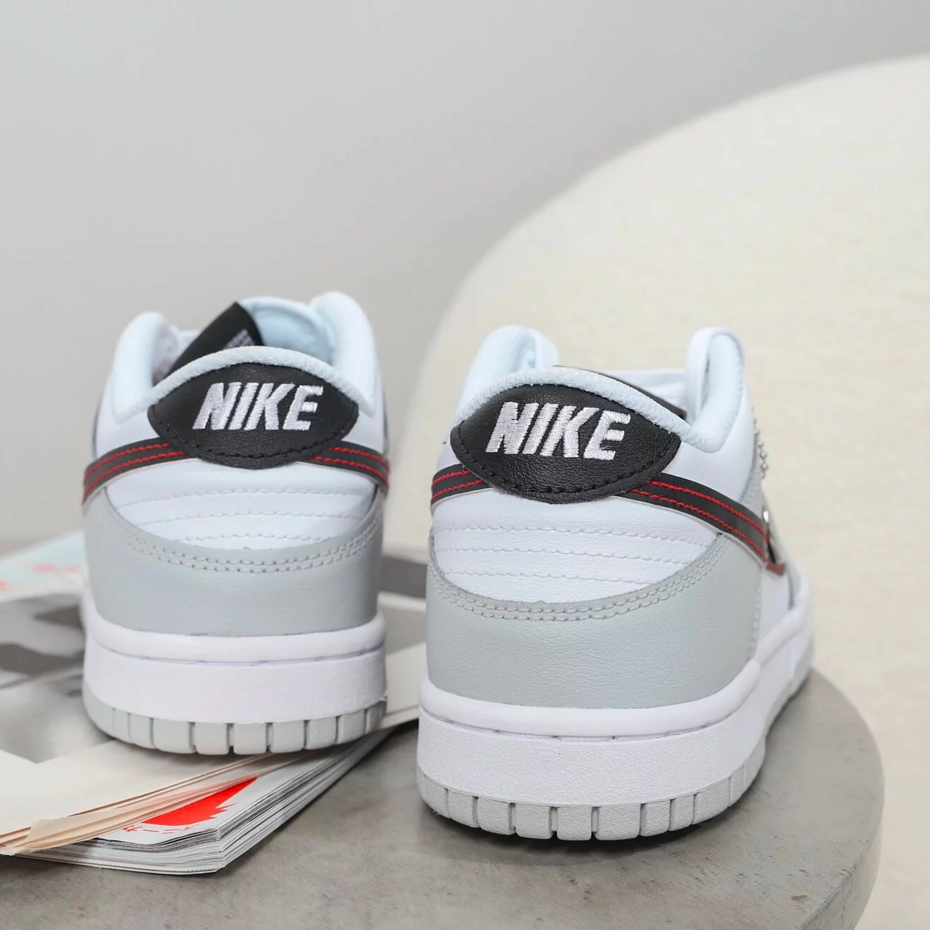Nike Dunk Low Jackpot GS (Women's) [DQ0380-001]