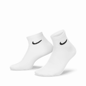 Nike Everyday Lightweight Training Ankle Socks (3 Pairs)