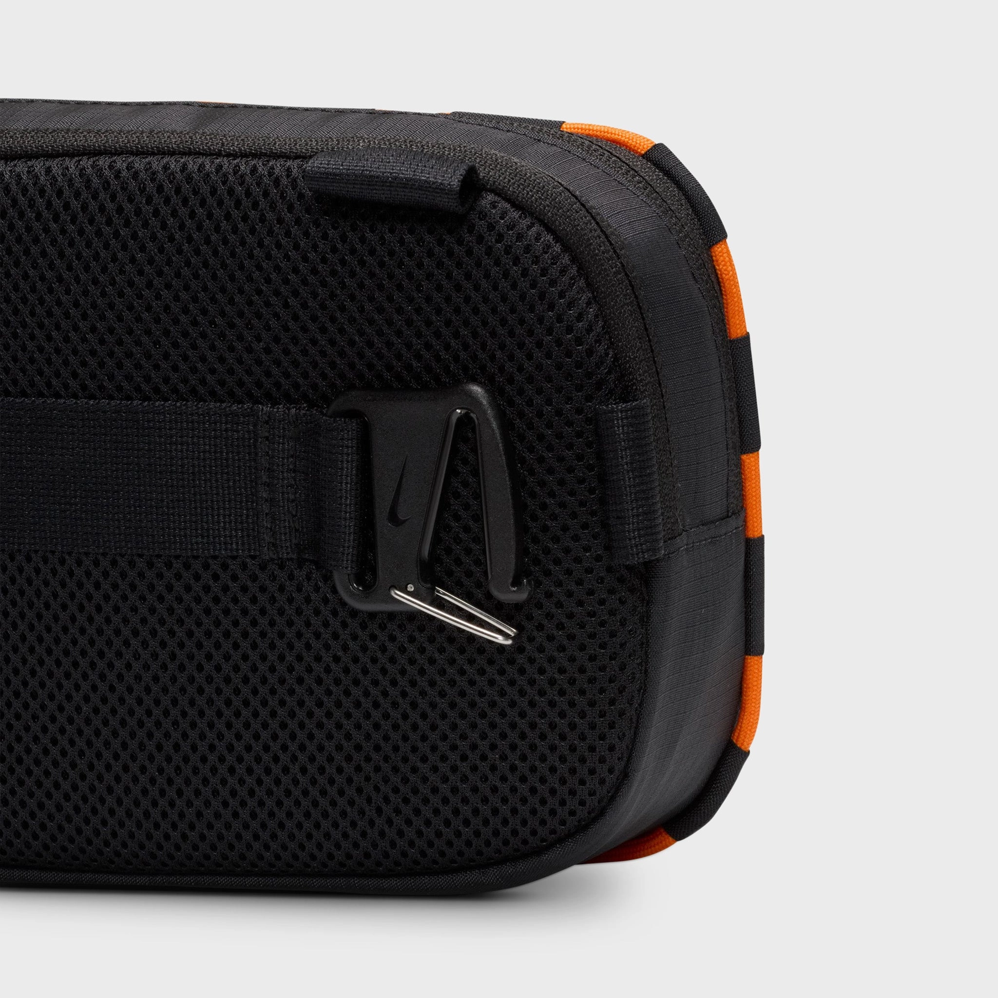 Nike Hayward Patrol Crossbody Bag / Black
