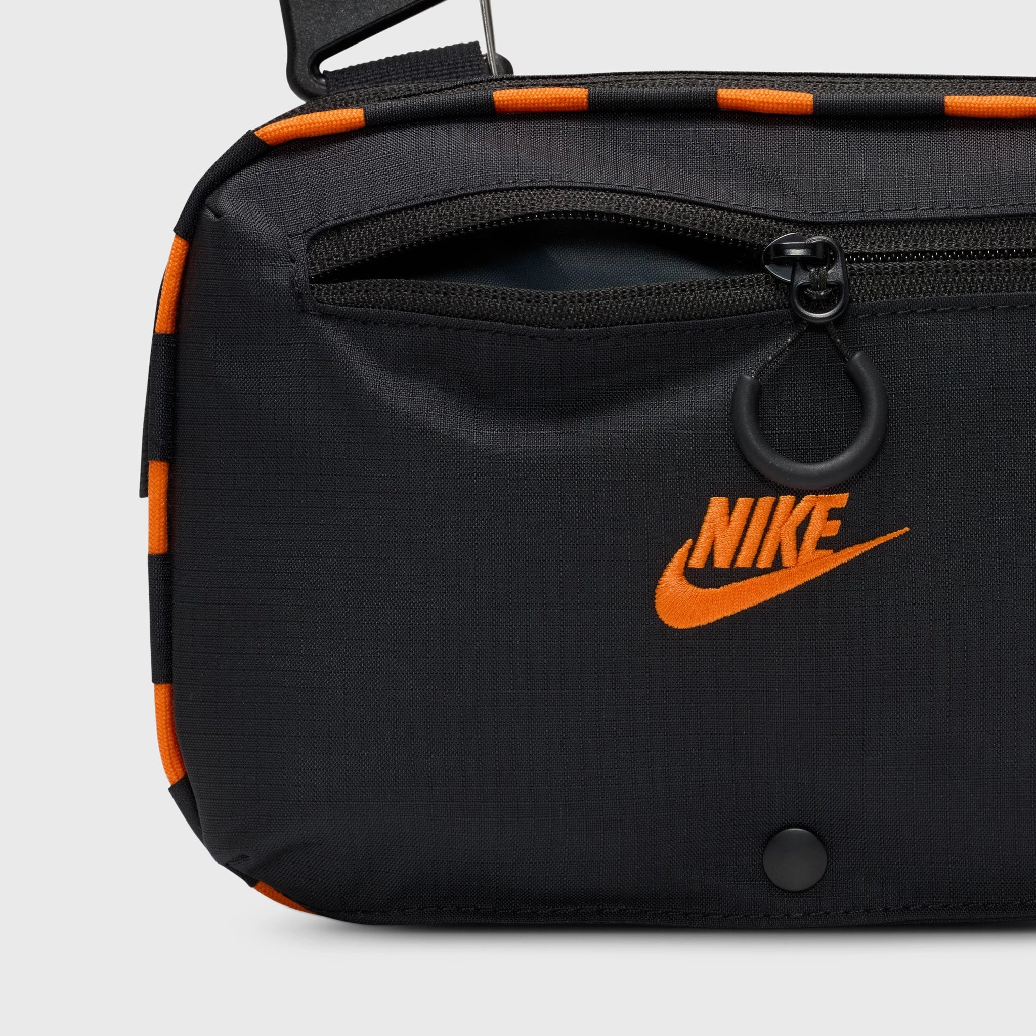 Nike Hayward Patrol Crossbody Bag / Black