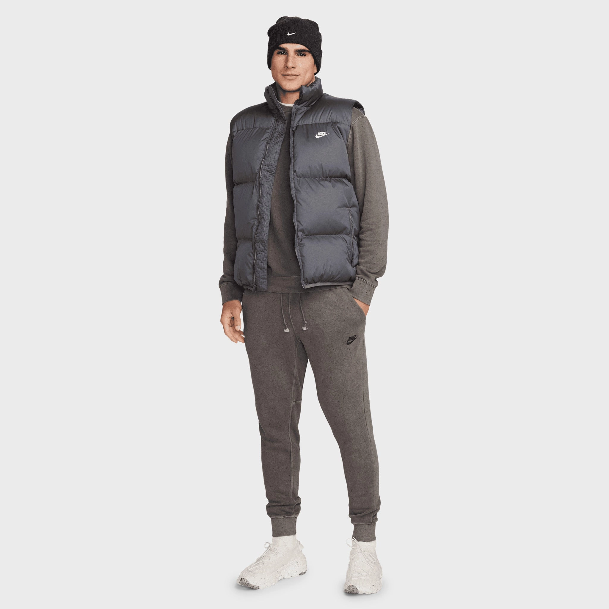 Nike Sportswear Club Therma-FIT Puffer Vest Iron Grey / White
