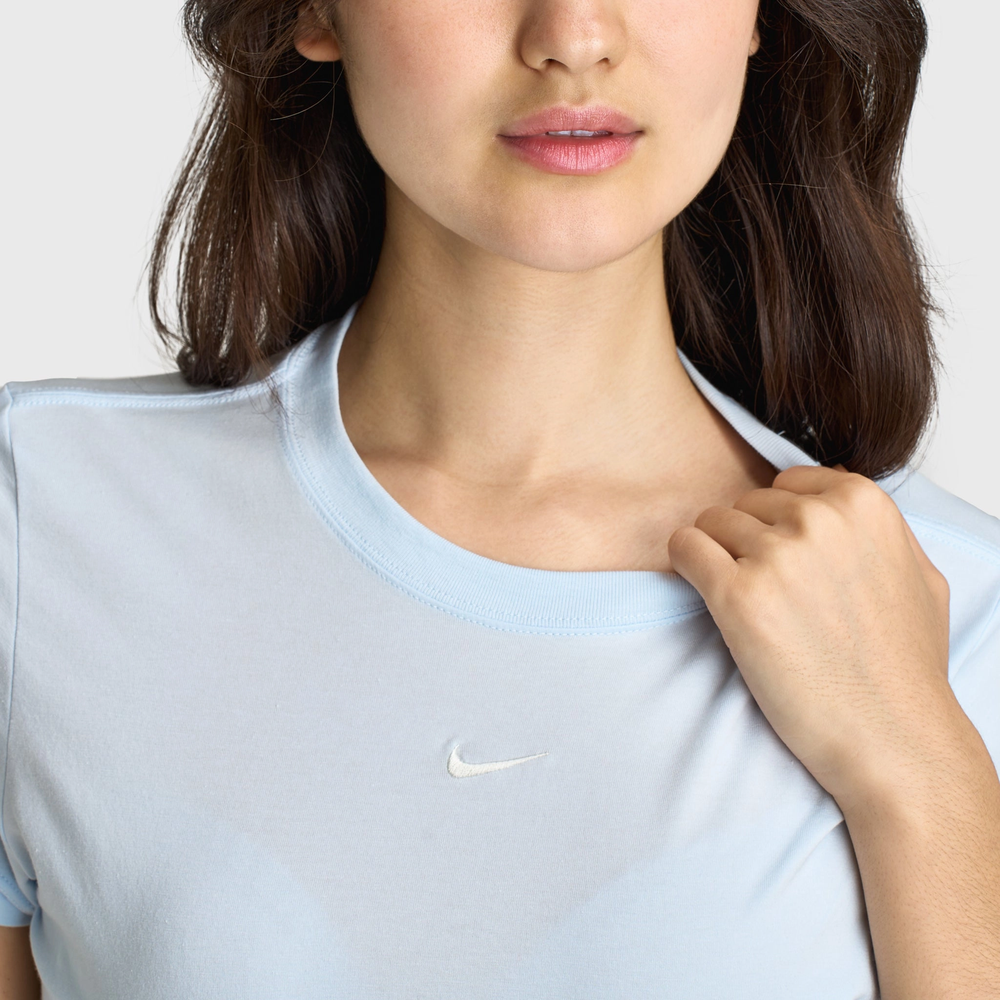 Nike Sportswear Women's Chill Knit Cropped T-Shirt Blue Tint / Sail