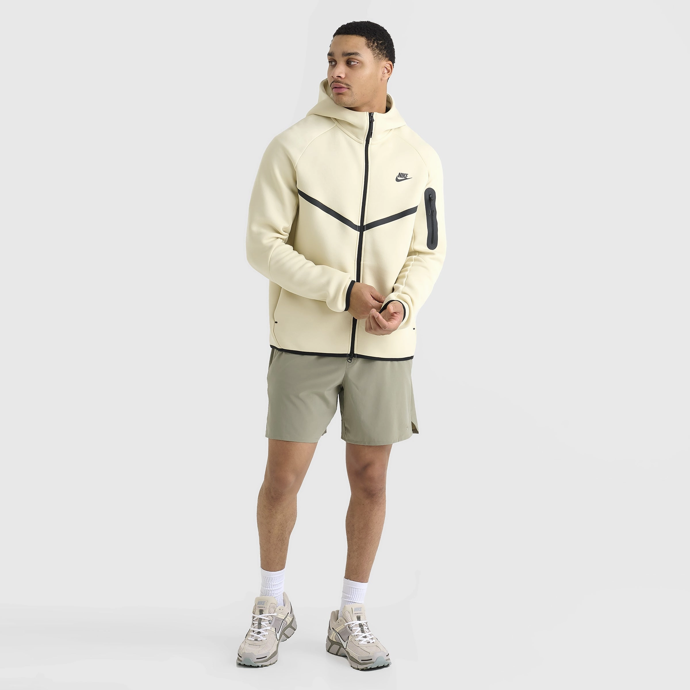 Nike Tech Fleece Full-Zip Windrunner Hoodie Light Khaki / Black