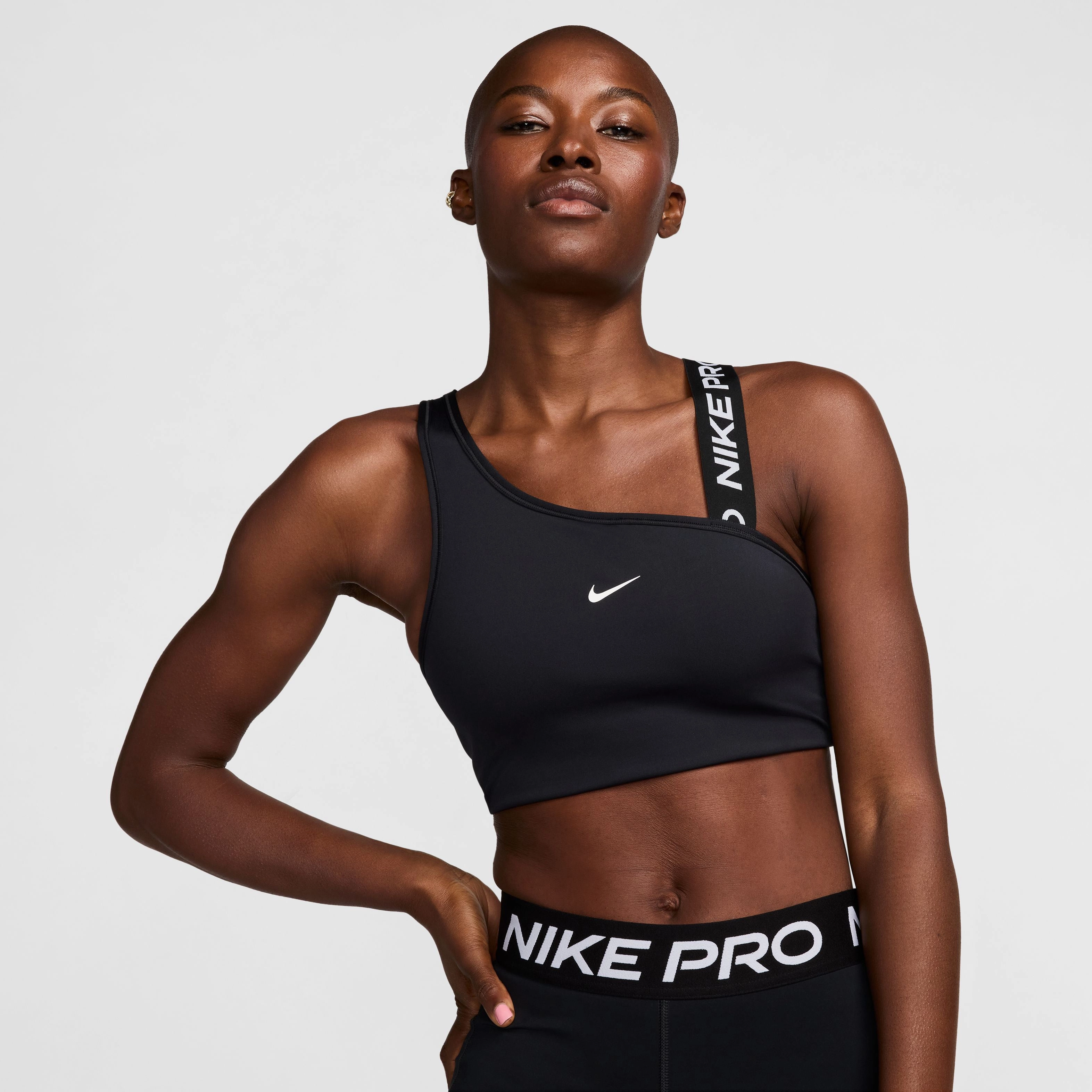 Pro Swoosh Women's Asymmetrical Medium-Support Padded Sports Bra