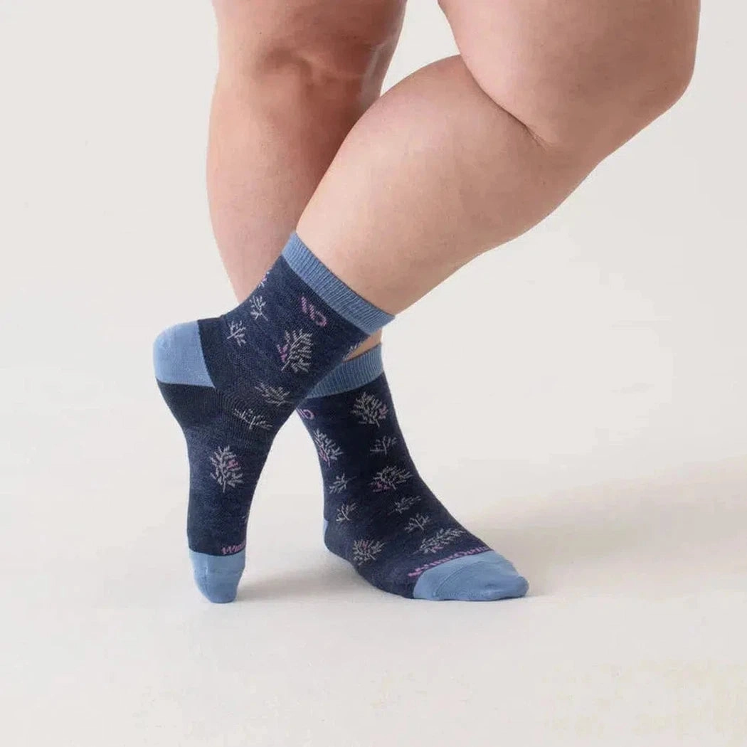 Wide Open Women's Foliage Lightweight Micro Crew Sock