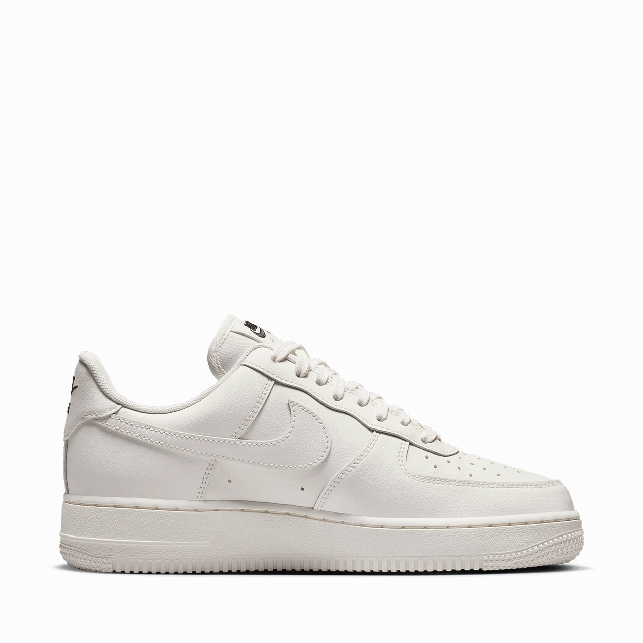 Wmns Nike Air Force 1 '07 Essential 'Sail'