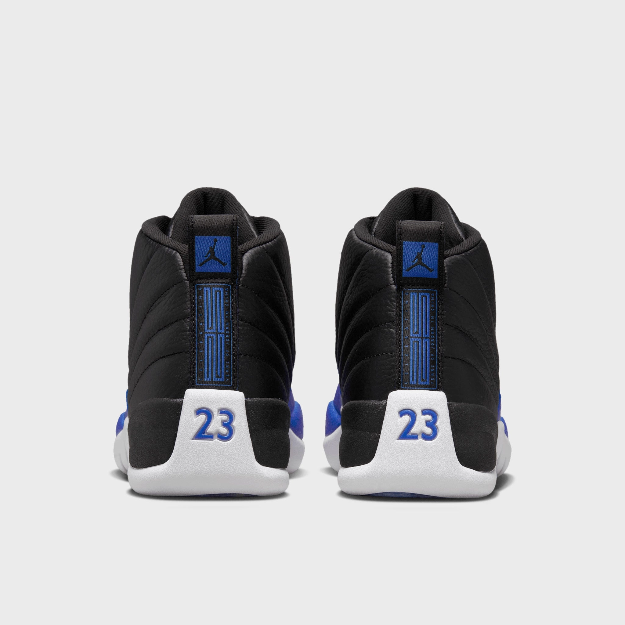 Women's 12 Retro Black / Hyper Royal - Metallic Silver